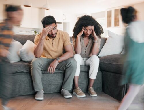 What Is Marriage Anxiety? How To Deal With It?